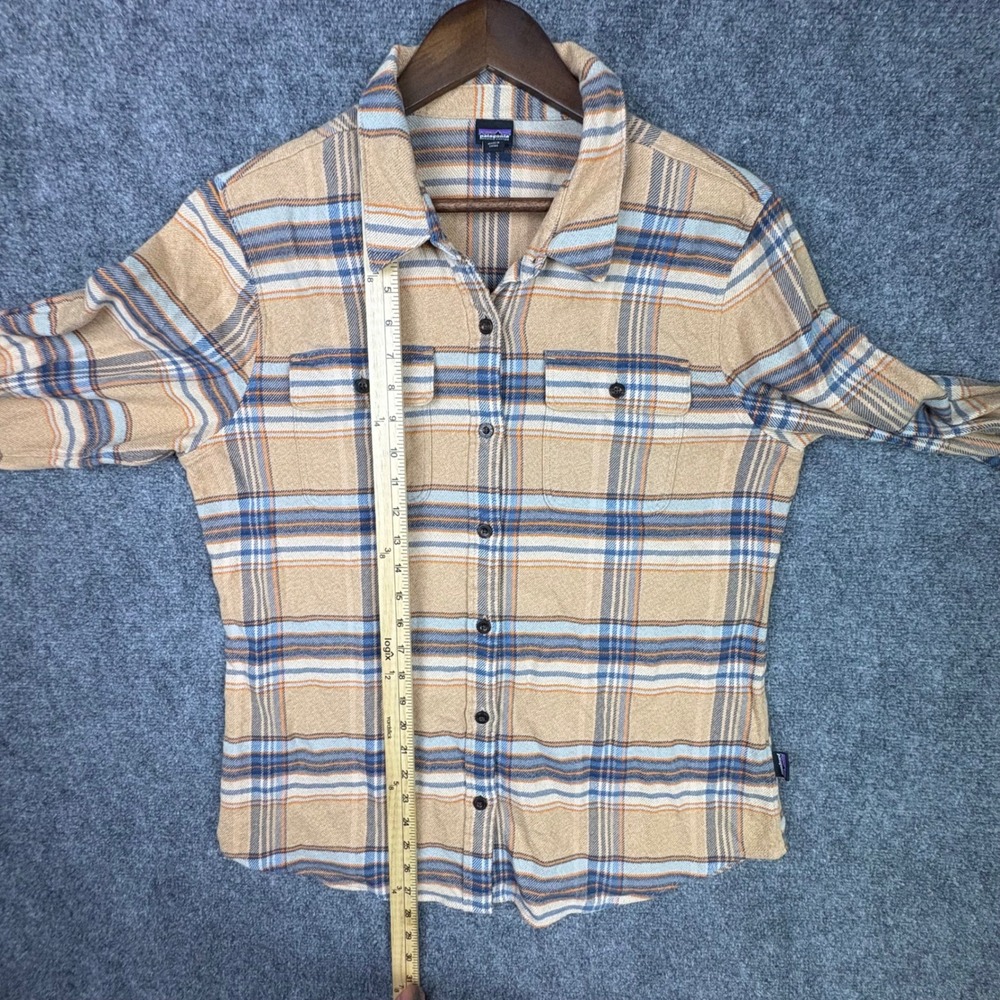 Patagonia Fjord Flannel Shirt Womens Large L Tan Plaid Organic Cotton Button Up - Picture 6 of 8